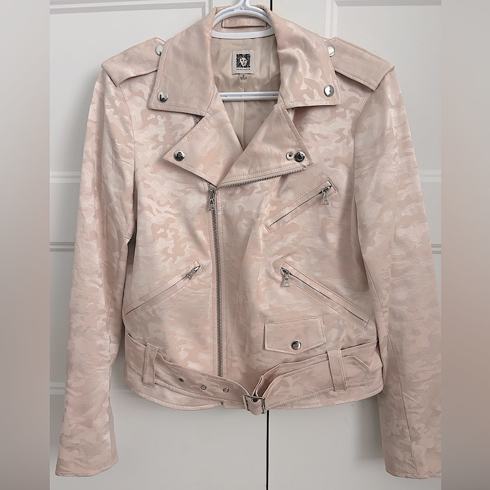 Women's Camouflage Jacket